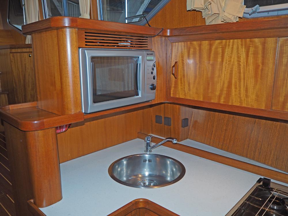 Fore ship, Accommodation